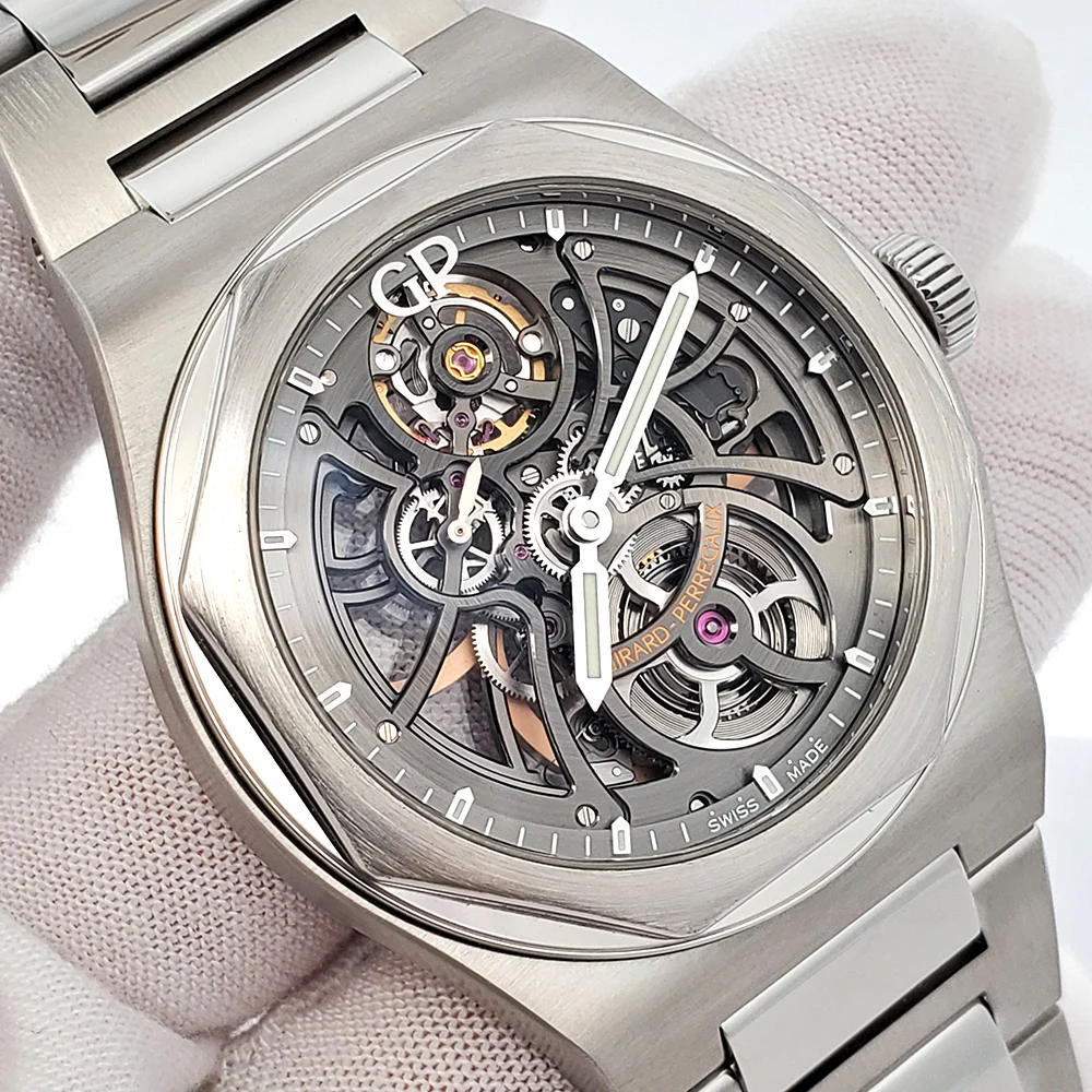 2021 Girard Perregaux Laureato Skeleton Openworked 42mm Steel Watch Box Papers 81015-11-001-11A - Image 3