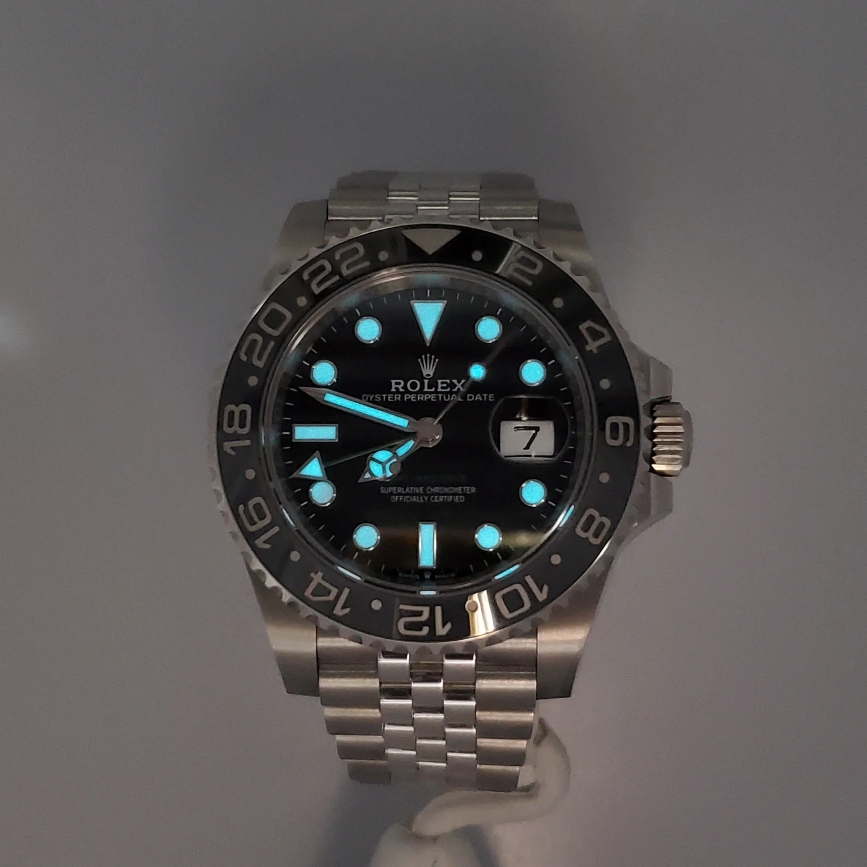 2024 Rolex GMT Master II Black Gray Bruce Wayne Jubilee Steel 40mm Watch 126710GRNR Box Papers Tag - Image 8