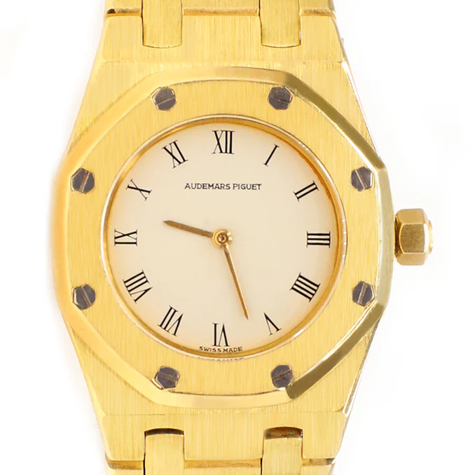 Audemars Piguet Royal Oak 18K Yellow Gold 26mm Lady Watch with Cream Roman Dial - Image 2
