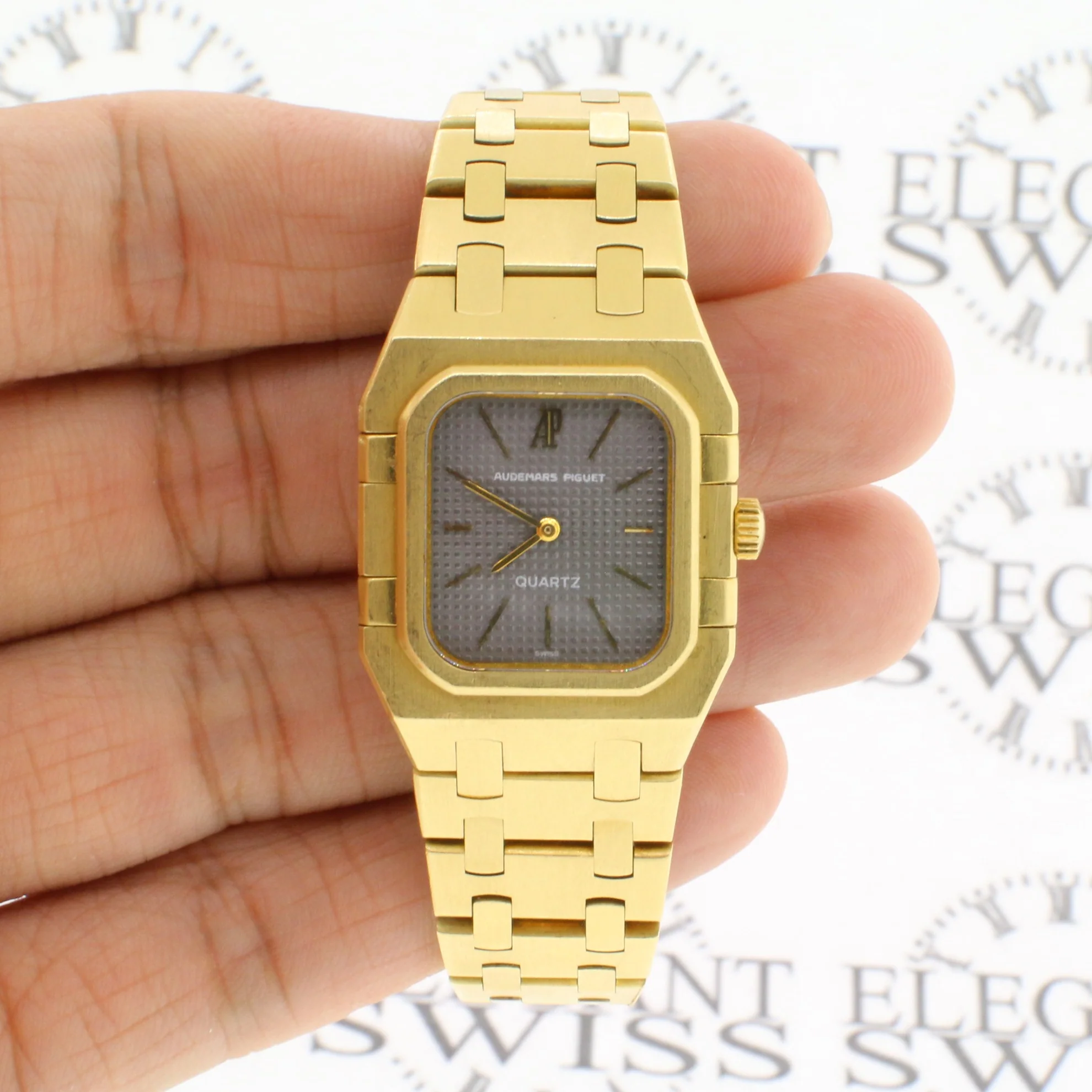 Audemars Piguet Royal Oak 18k Yellow Gold Rectangular Vintage Quartz Ladies Watch - Image 2