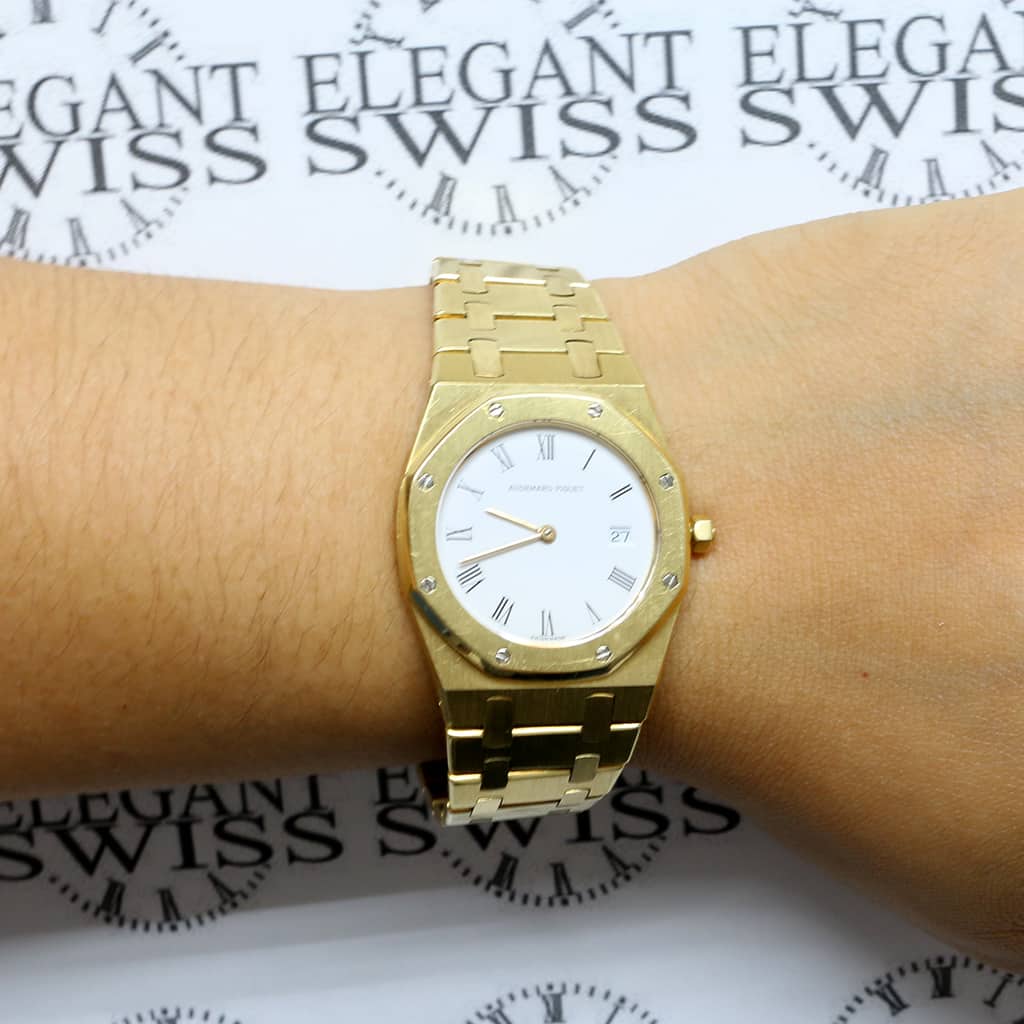 Audemars Piguet Royal Oak 18K Yellow Gold White Roman Dial 33mm Watch - Image 4