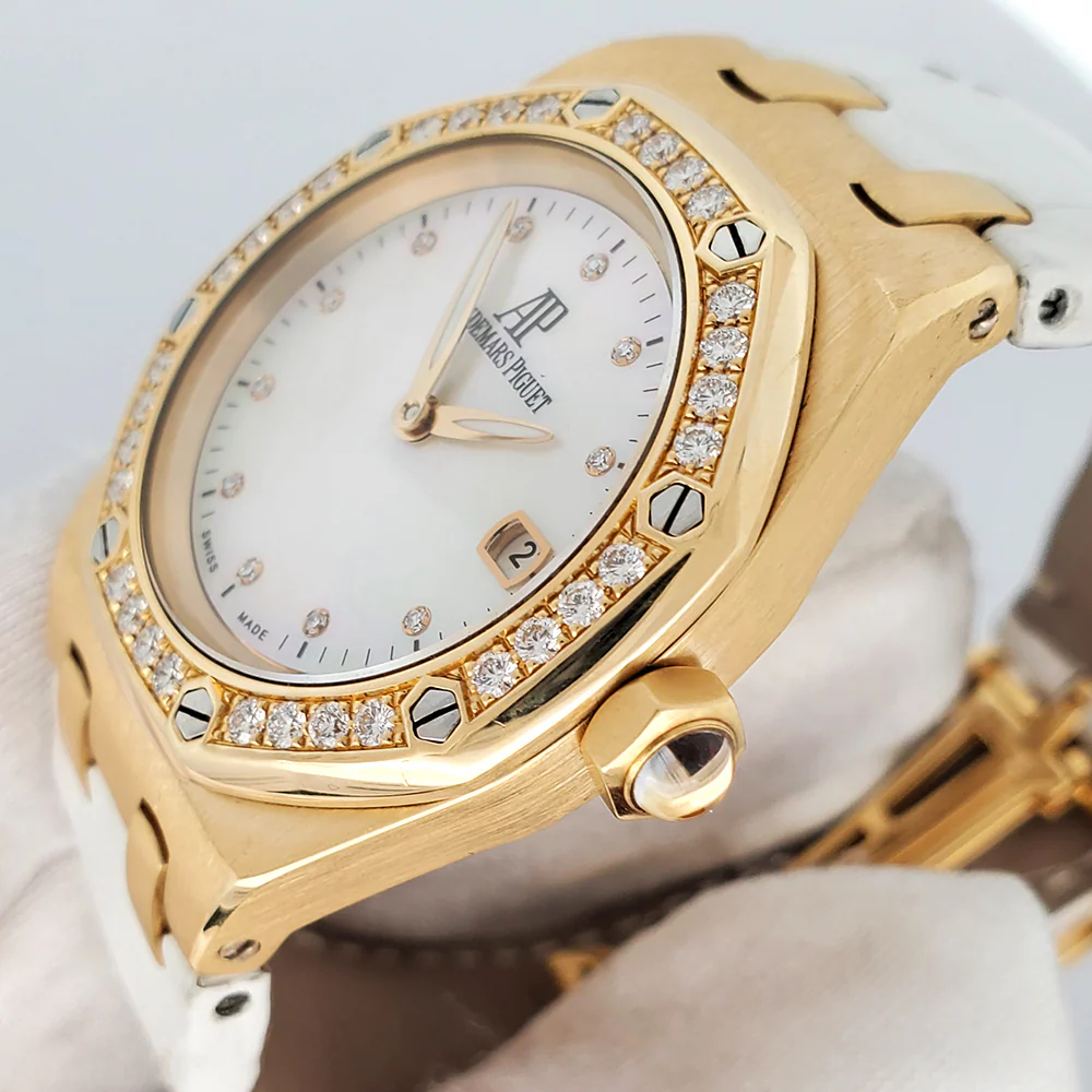 Audemars Piguet Royal Oak Lady Yellow Gold Factory White MOP Diamond Dial/Bezel 33mm Watch 67601BA.ZZ.D012CR.03 - Image 2