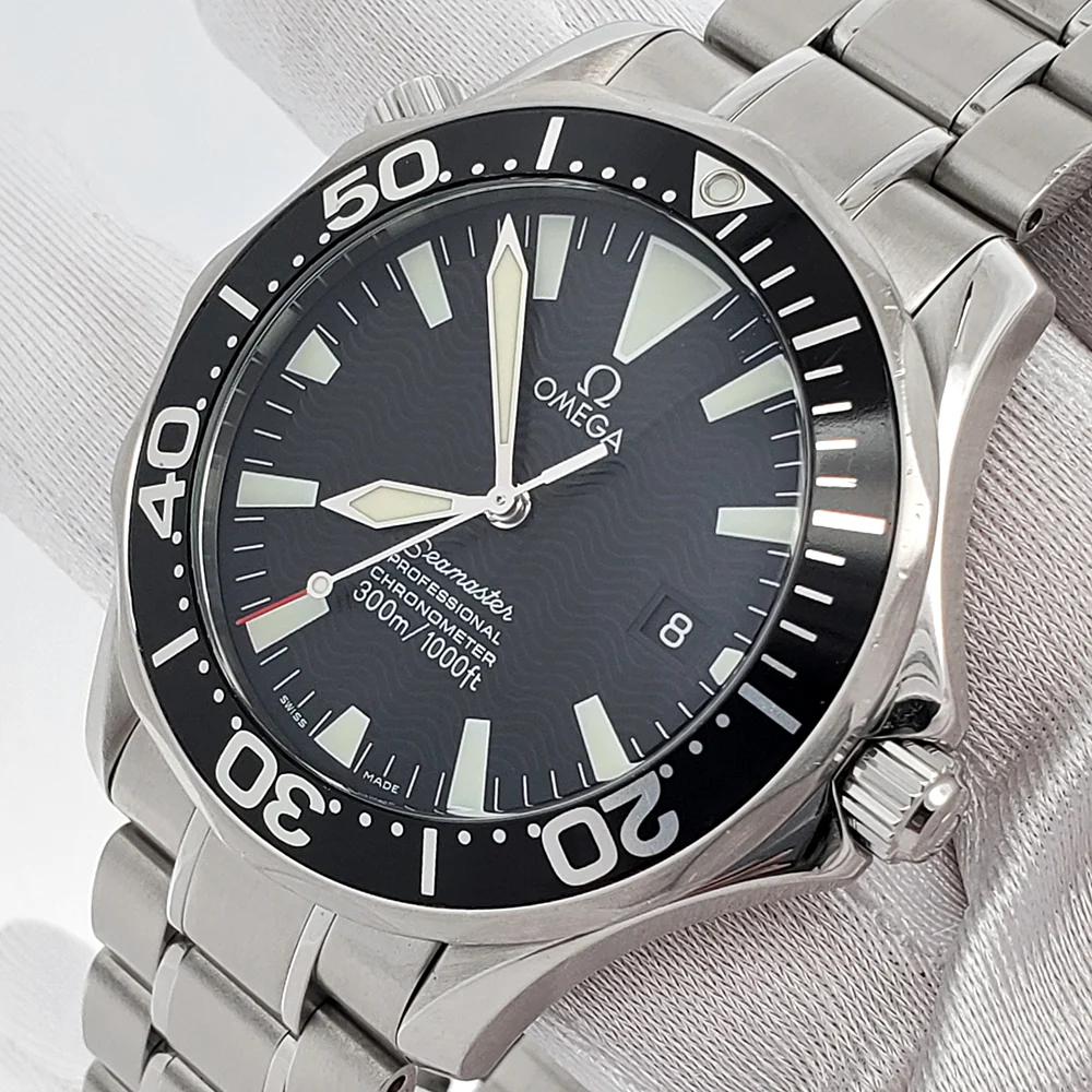 Omega Seamaster Professional 300m Black Wave Dial Watch 2254.50.00 Box Service Papers - Image 2