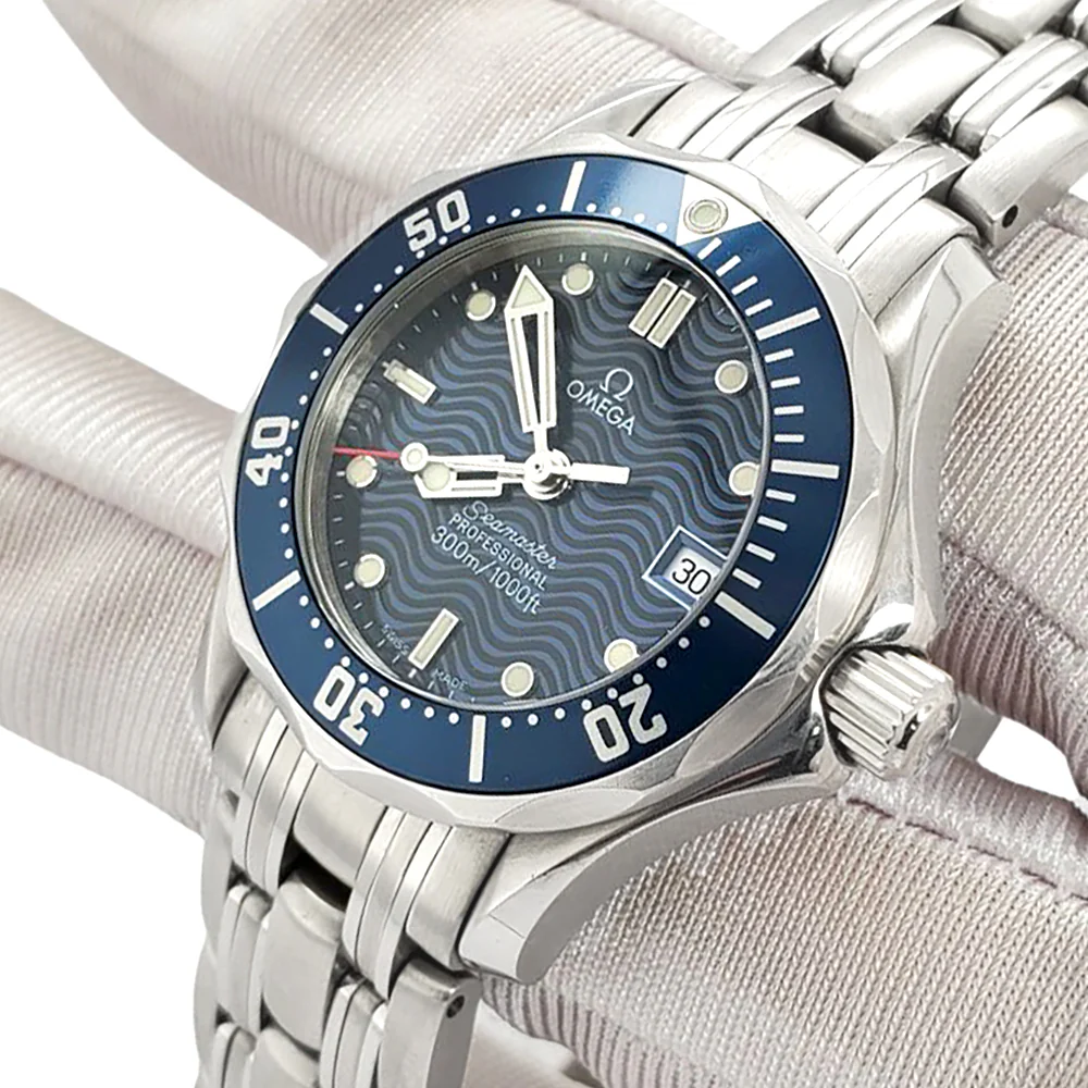 Omega Seamaster Professional Diver 300M 28mm Blue Wave Dial Watch 2583.80 - Image 2