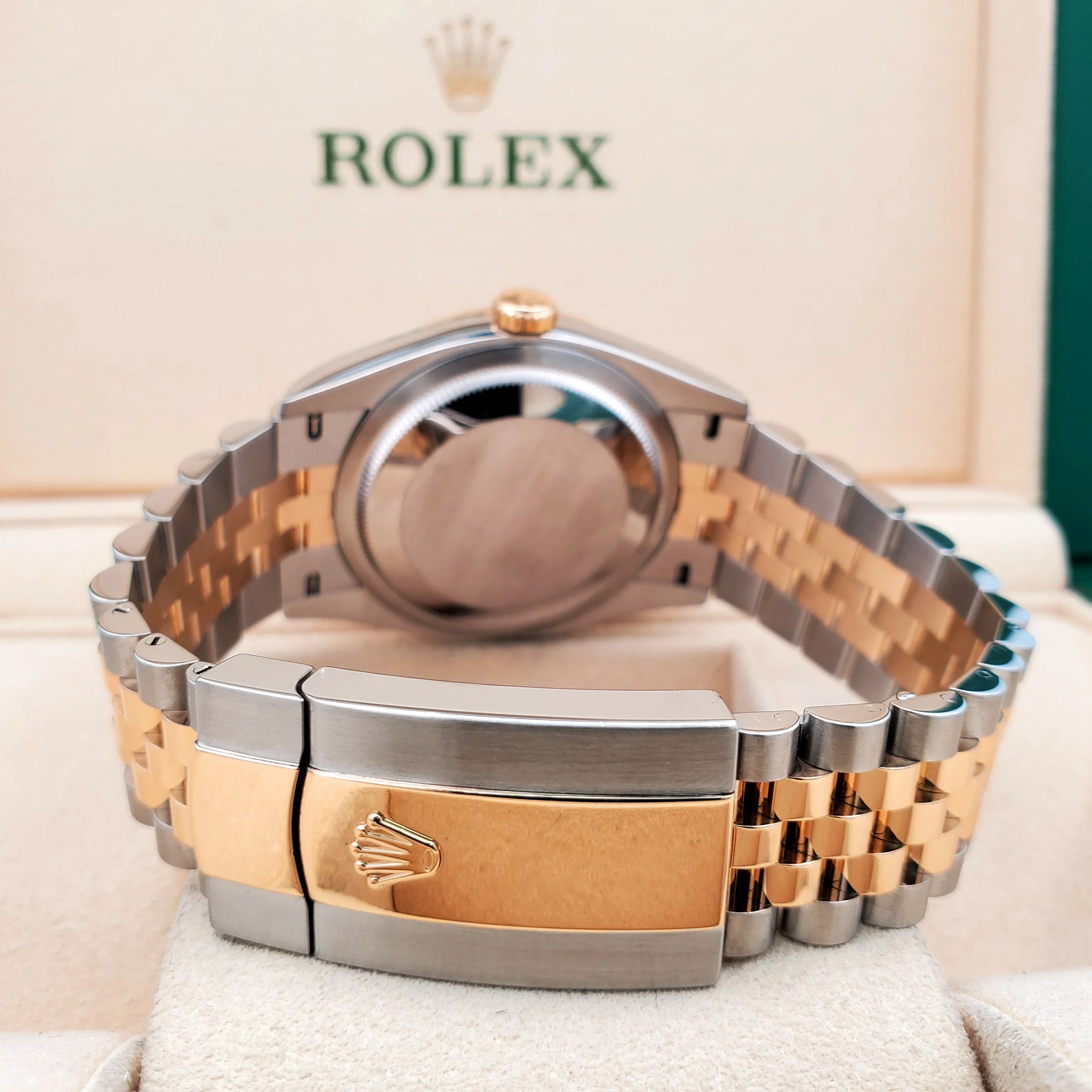 Rolex Datejust 36mm Champagne Motif Fluted Bezel 2-Tone Yellow Gold/Steel Jubilee Watch 126233 - Image 4