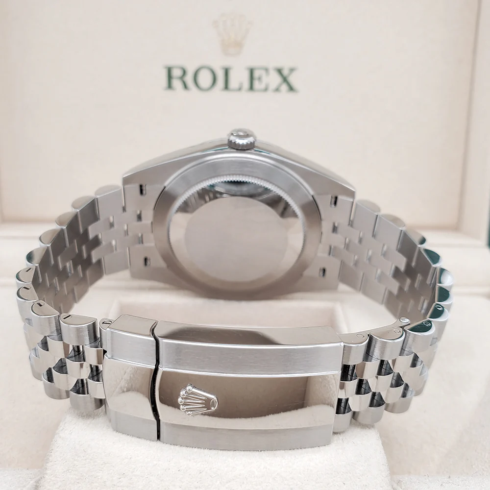 Rolex Datejust 41 126300 White Roman Dial Smooth Bezel Jubilee Watch 2022 Box Papers - Image 5