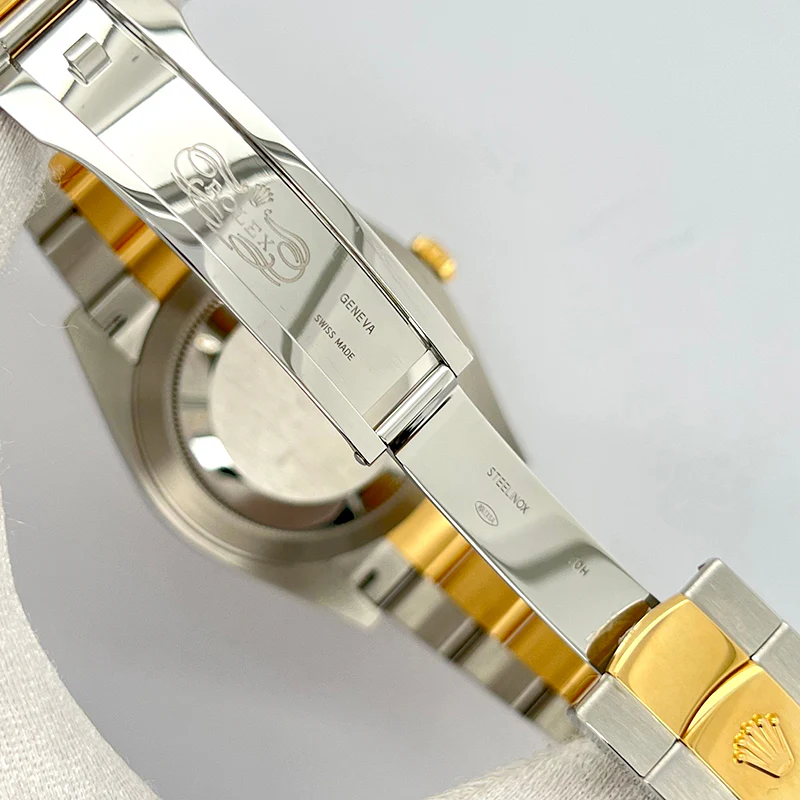 Rolex Datejust 41 126303 Silver Dial Yellow gold and steel Oyster Watch Box Papers - Image 5