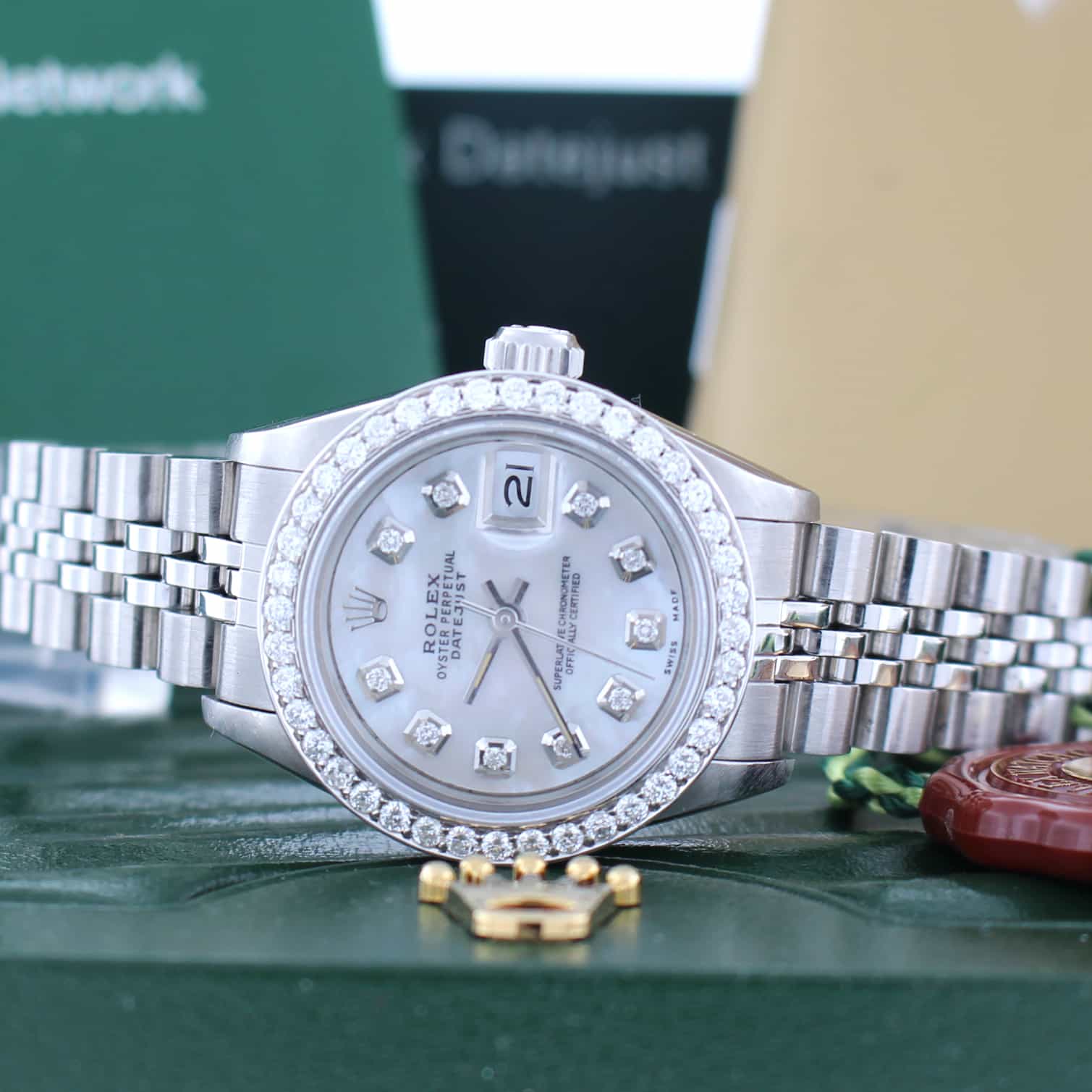 Rolex Datejust Ladies 26MM Automatic Watch White MOP Diamond Dial/Diamond Bezel - Image 2