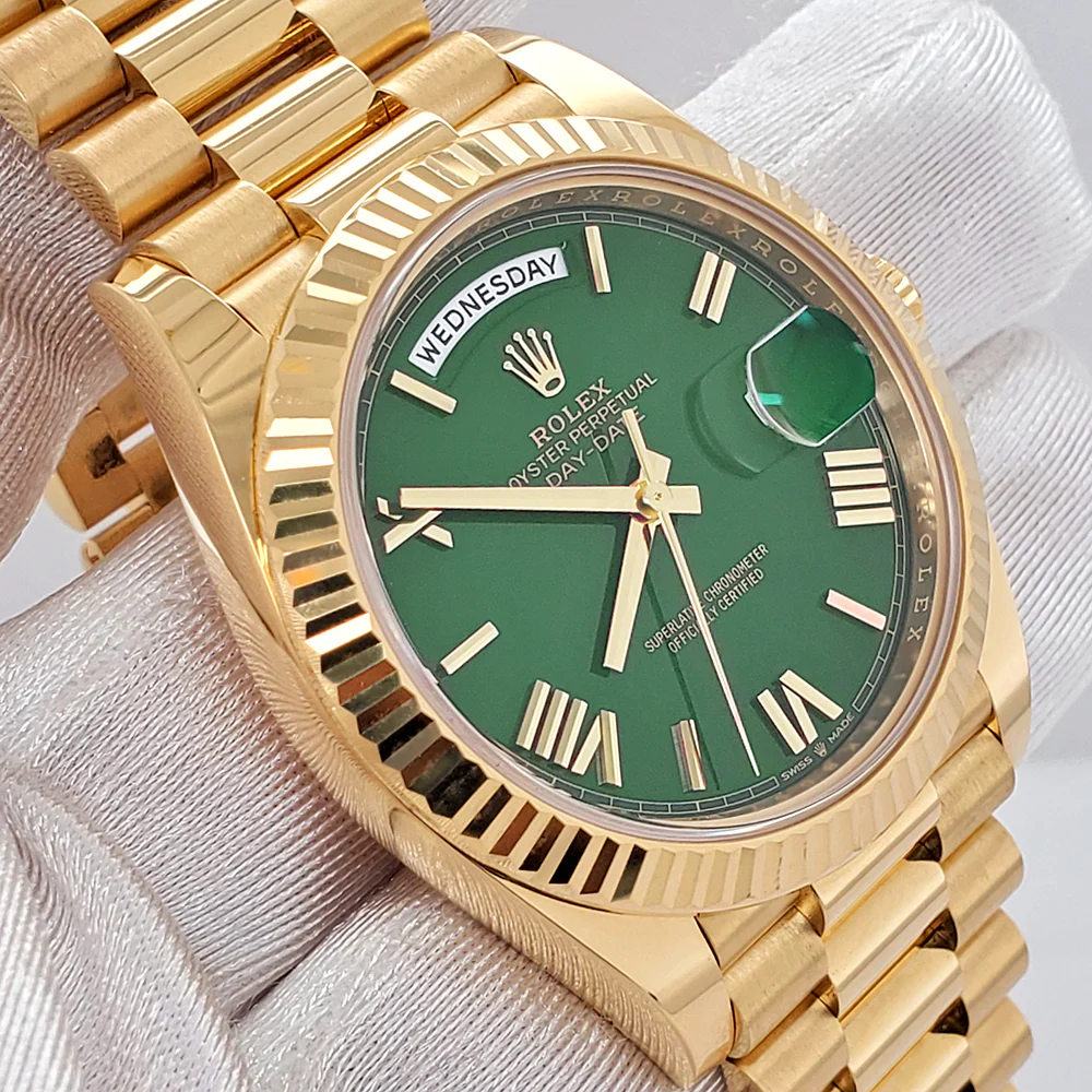 Rolex Day-Date 40 President 228238 Green Dial Yellow Gold Watch 2023 Box Papers - Image 2