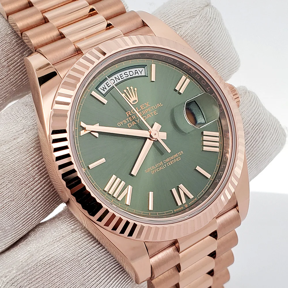 Rolex Day-Date 40mm 228235 Rose Gold Fluted Bezel Olive Green Bevelled Roman Dial Watch 2022 Box Papers - Image 2