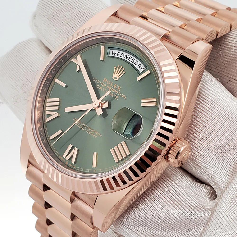 Rolex Day-Date 40mm 228235 Rose Gold Fluted Bezel Olive Green Bevelled Roman Dial Watch 2022 Box Papers - Image 3