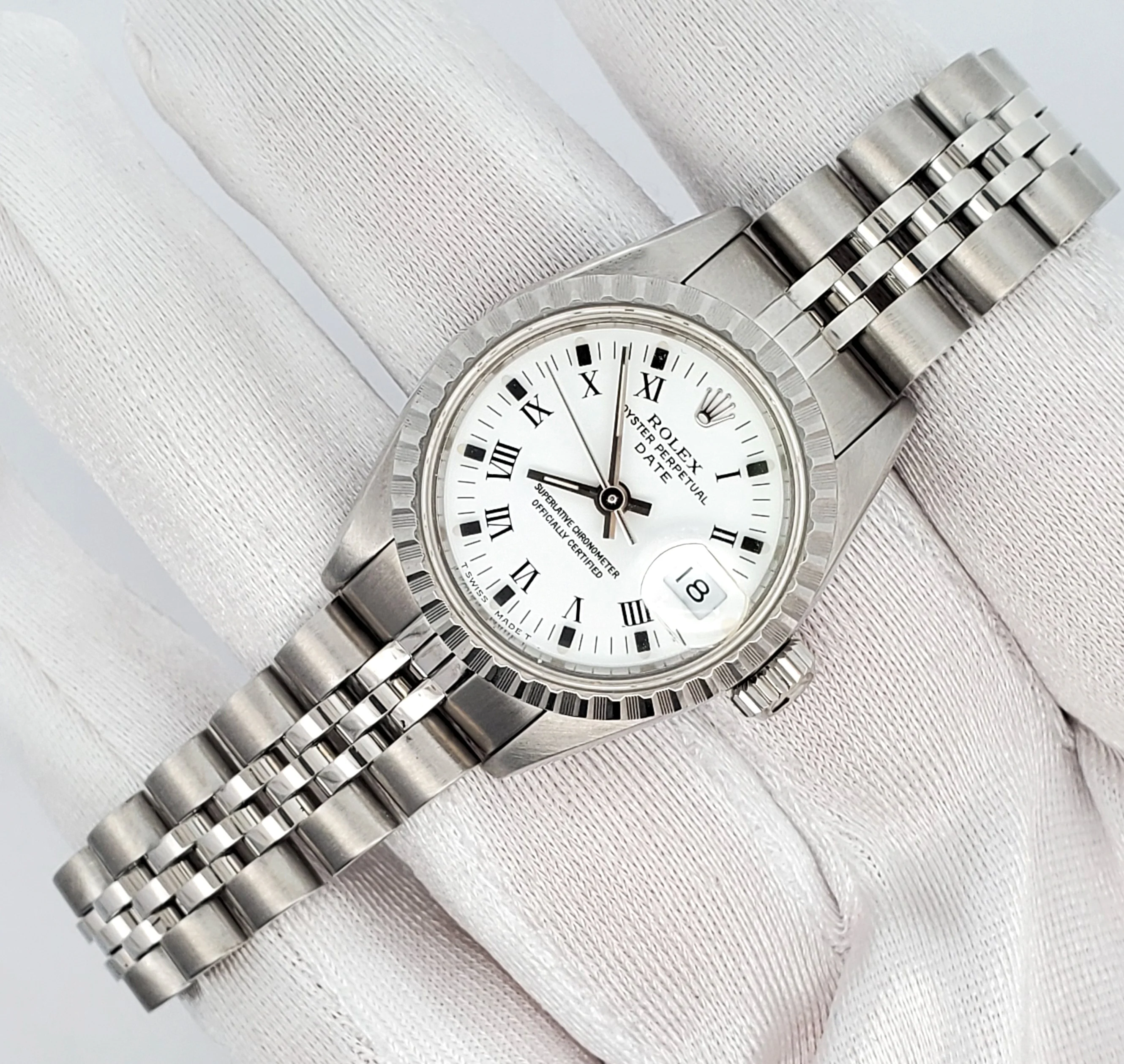Rolex Lady Date 26mm White Roman Engine Turned Bezel 69160 Steel Jubilee Watch - Image 2