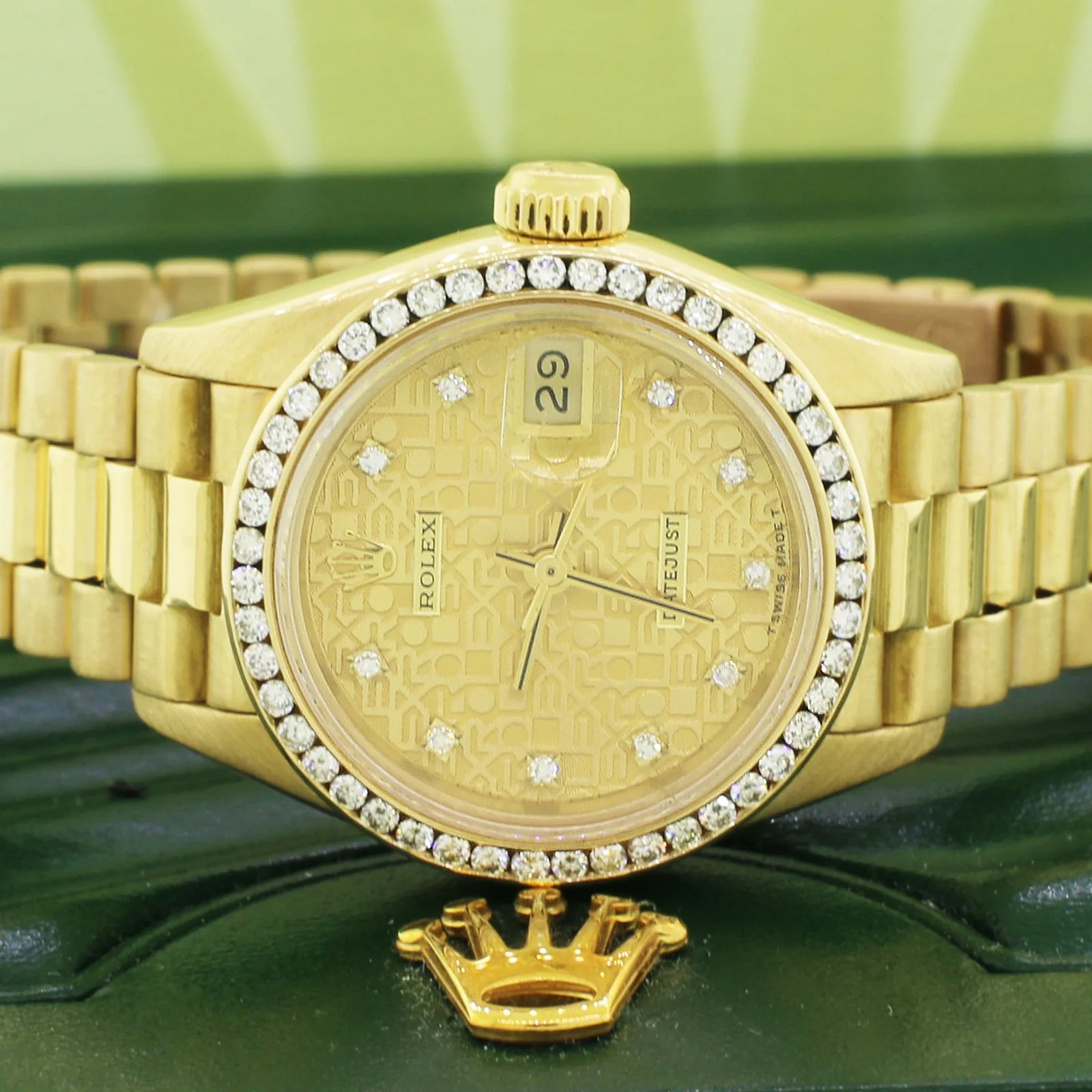 Rolex President 18K Gold Factory Jubilee Diamond Dial 26mm Ladies Watch with Diamond Bezel - Image 2