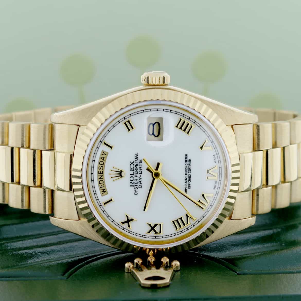 Rolex President Day-Date 18K Yellow Gold Original White Roman Dial 36MM Automatic Mens Watch 18048 - Image 2