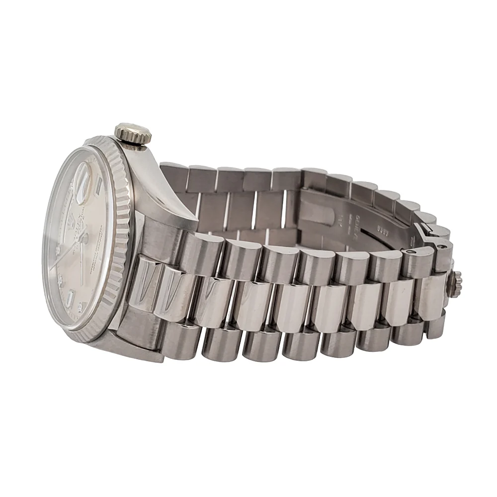 Rolex President Day-Date 36mm 18239 Factory Diamond Dial Double-Quick White Gold Watch - Image 4