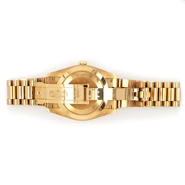Rolex President Day-Date 40mm Yellow Gold Fluted Bezel/Champagne 10 Baguettes Diamond Dial 228238 Watch Box Papers - Image 4