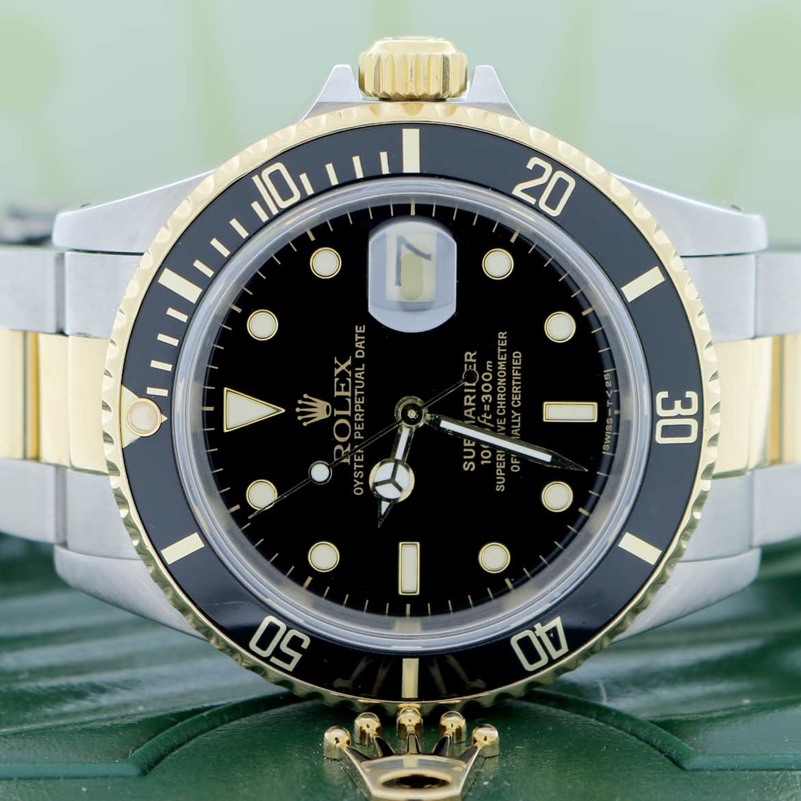 Rolex Submariner 2-Tone 18K Yellow Gold/Stainless Steel Black Dial 40MM Automatic Mens Oyster Watch 16613 - Image 3