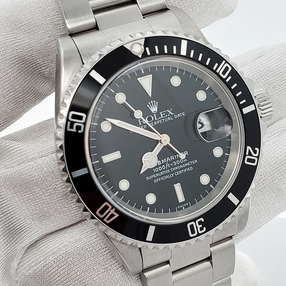 Rolex Submariner Date 16610 40mm Black Dial Stainless Steel Watch Box Papers