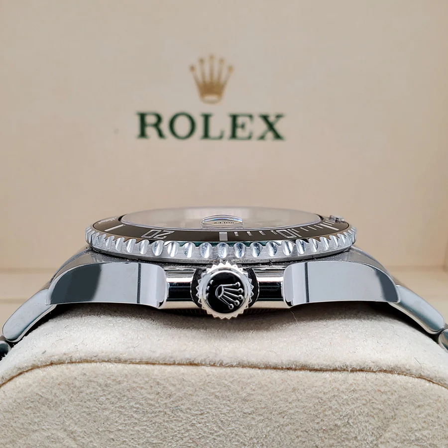 Rolex Submariner Date 40mm Black Dial Stainless Steel Watch 116610LN Box Papers - Image 4