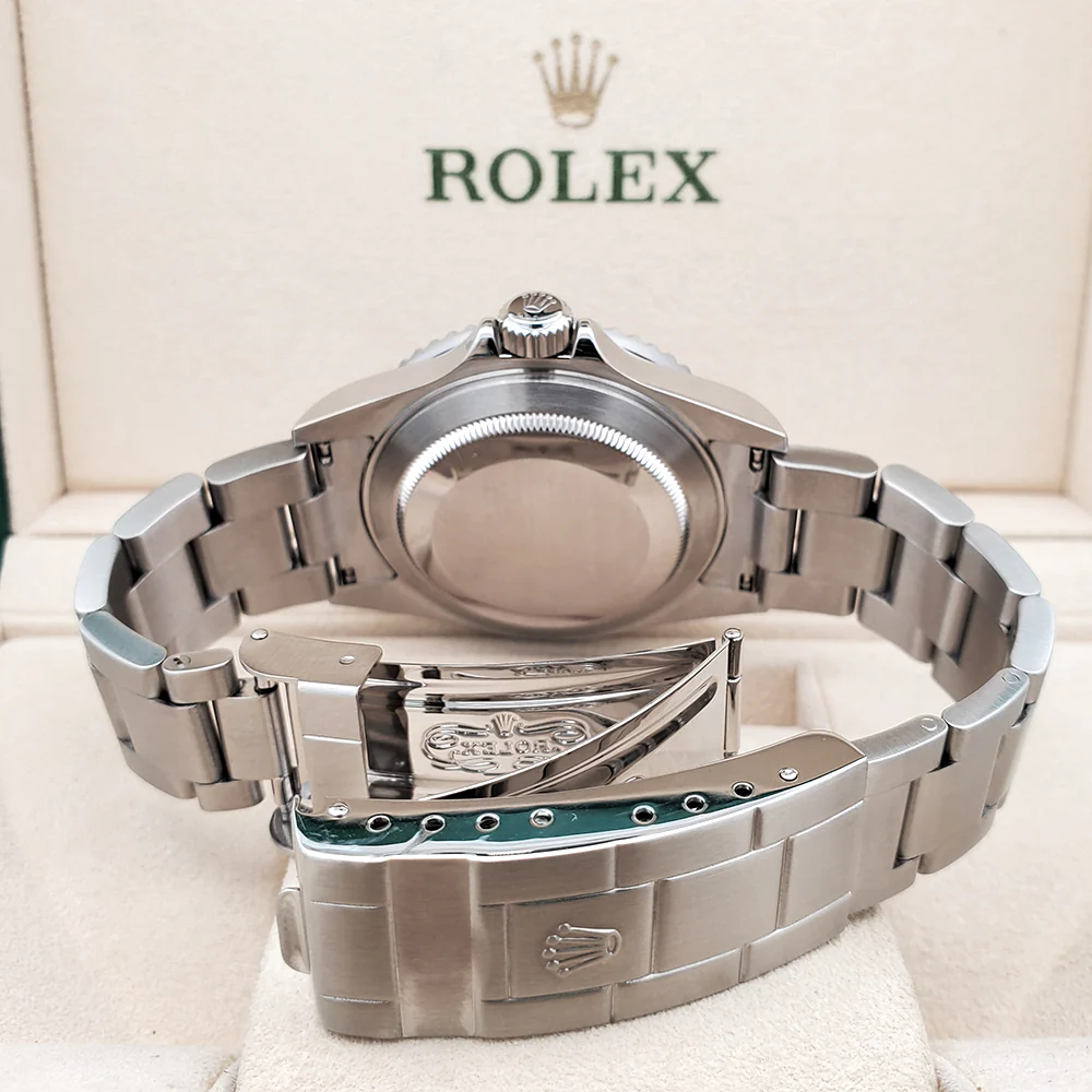 Rolex Submariner Date "Kermit" Black Green Bezel Steel 40mm Watch 16610LV Box Papers - Image 6