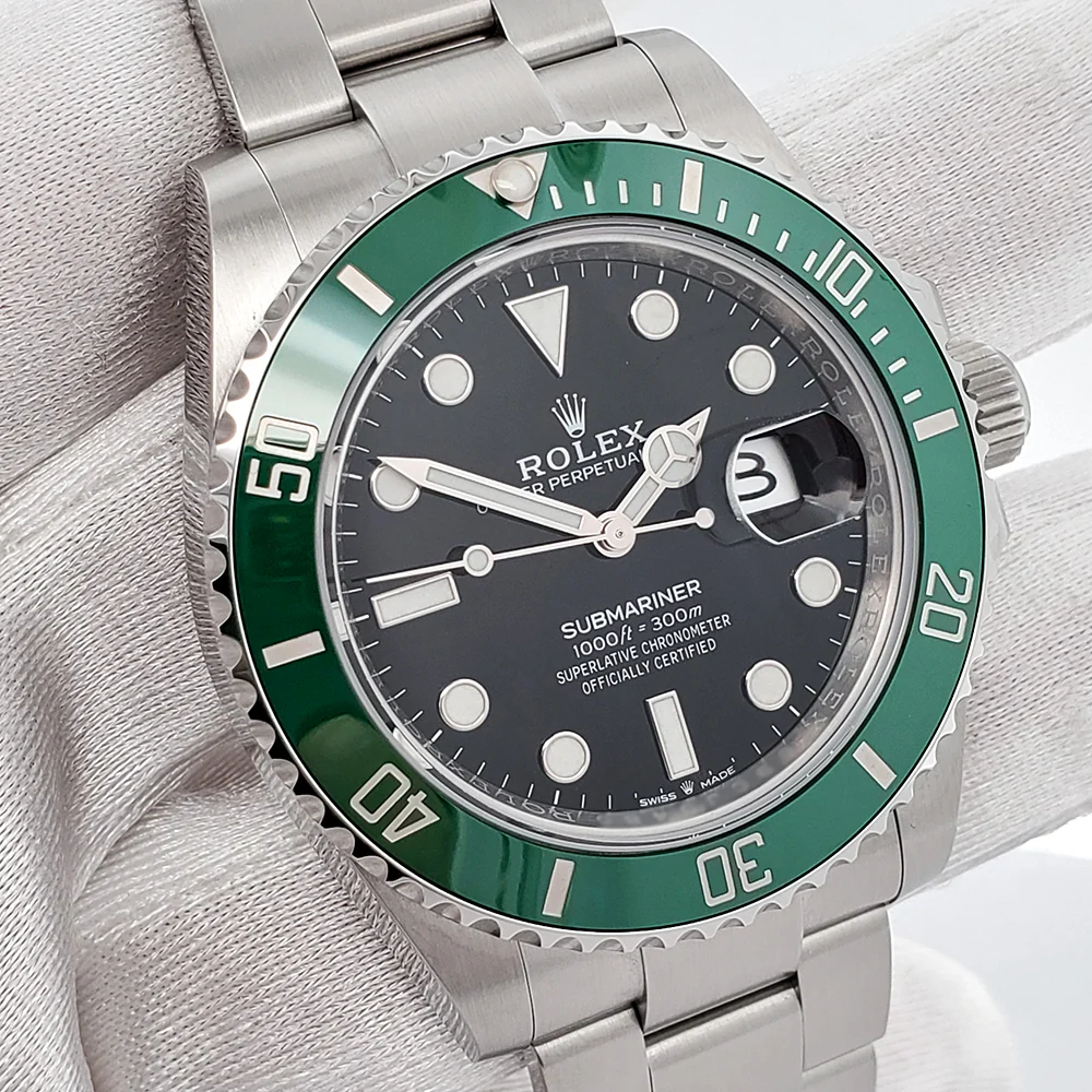 Unworn 2023 Rolex Submariner Date 41mm "Starbucks" 126610LV Green Bezel Watch Box Papers - Image 3