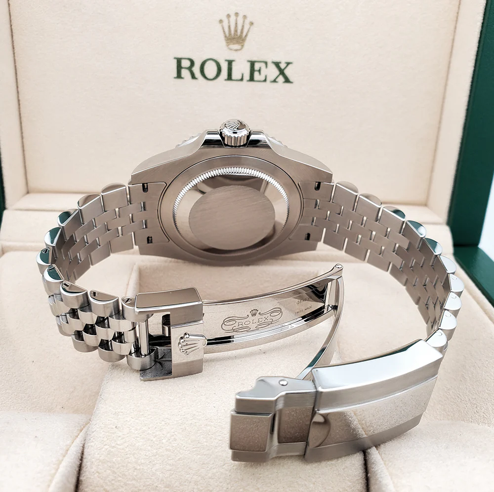 Unworn 2024 Rolex GMT-Master II 40mm Batgirl Blue/Black Bezel Jubilee Steel Watch 126710BLNR Box Papers - Image 6