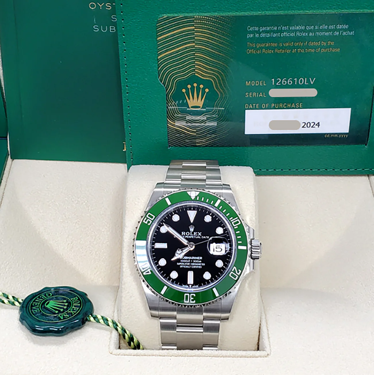 Unworn 2024 Rolex Submariner "Starbucks" Date 41mm 126610LV Green Bezel Watch Box Papers