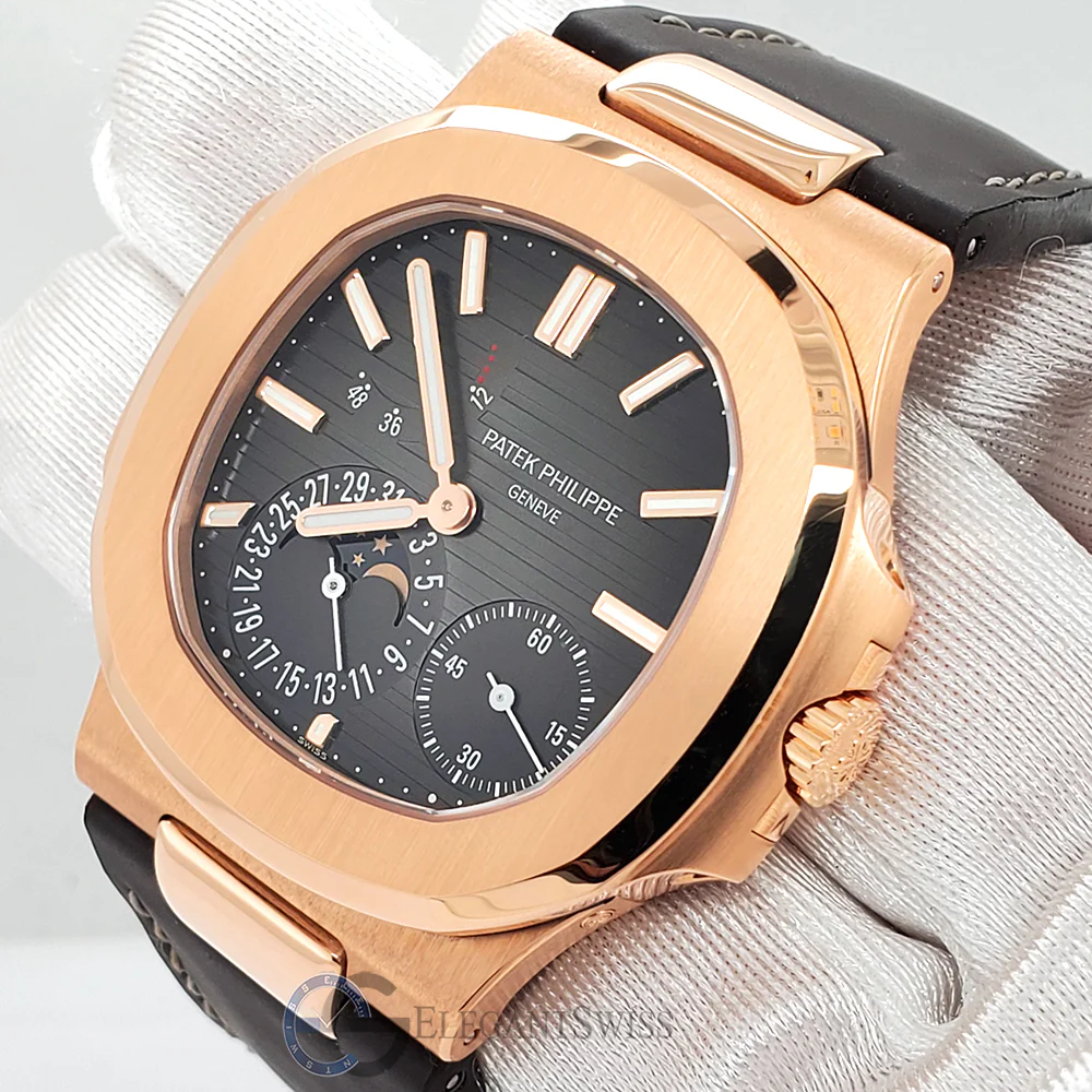 Unworn Patek Philippe Nautilus 40mm 18K Rose Gold Watch 5712R-001 Box Papers 2021