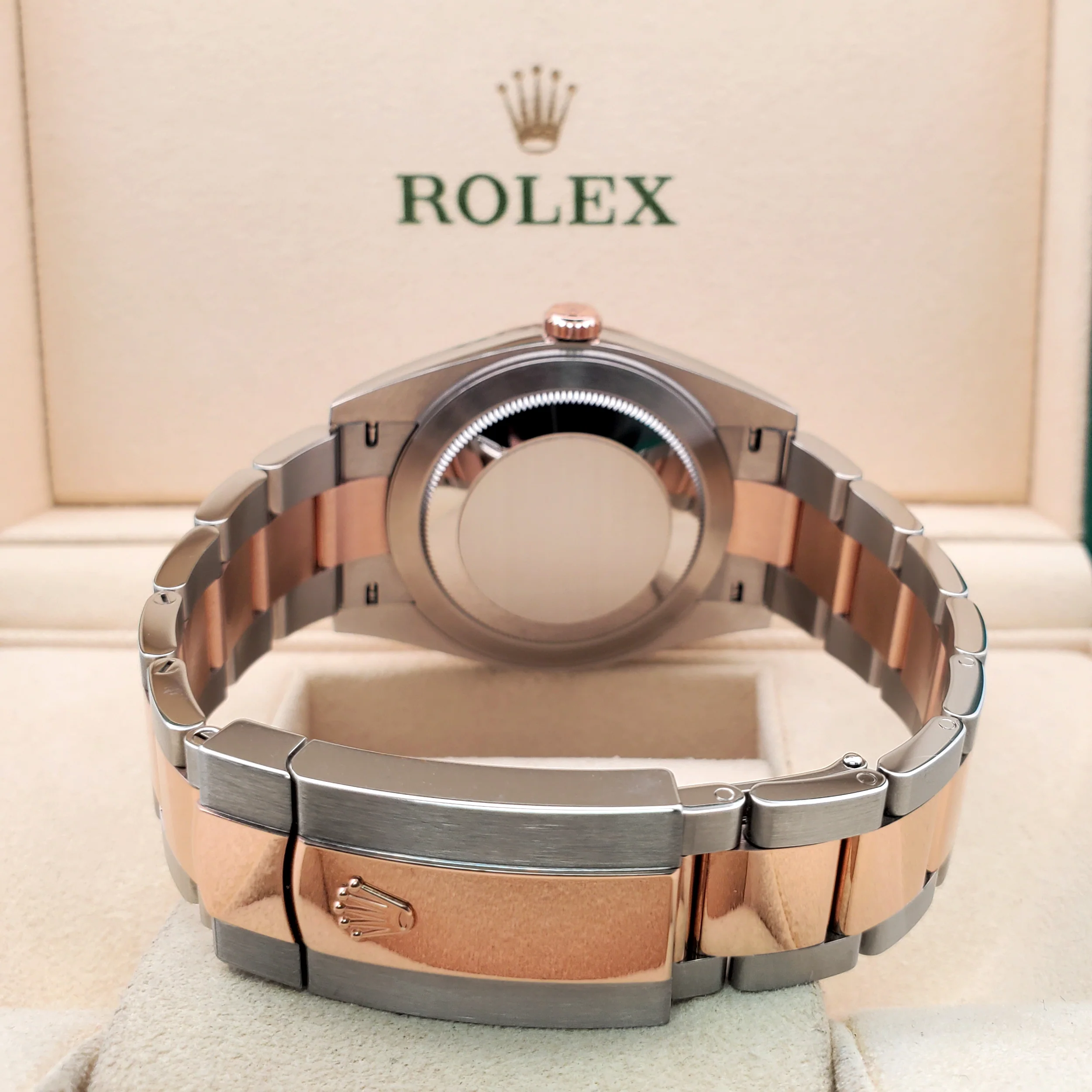 Unworn Rolex Datejust 41 Wimbledon Slate Dial 2-tone Rose Gold/Steel Oyster 126301 Watch 2022 Box Papers - Image 5