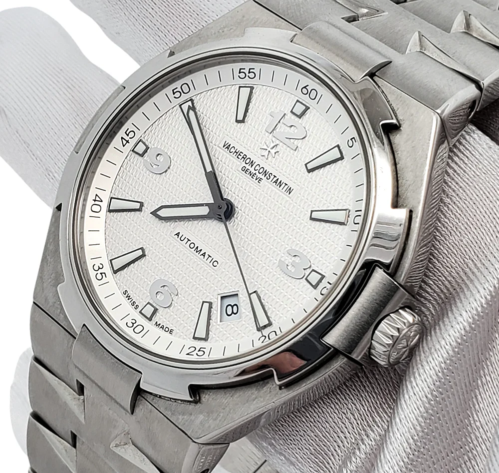 Vacheron Constantin Overseas 42.5mm Silver Dial Steel Watch 47040 Box Papers - Image 3