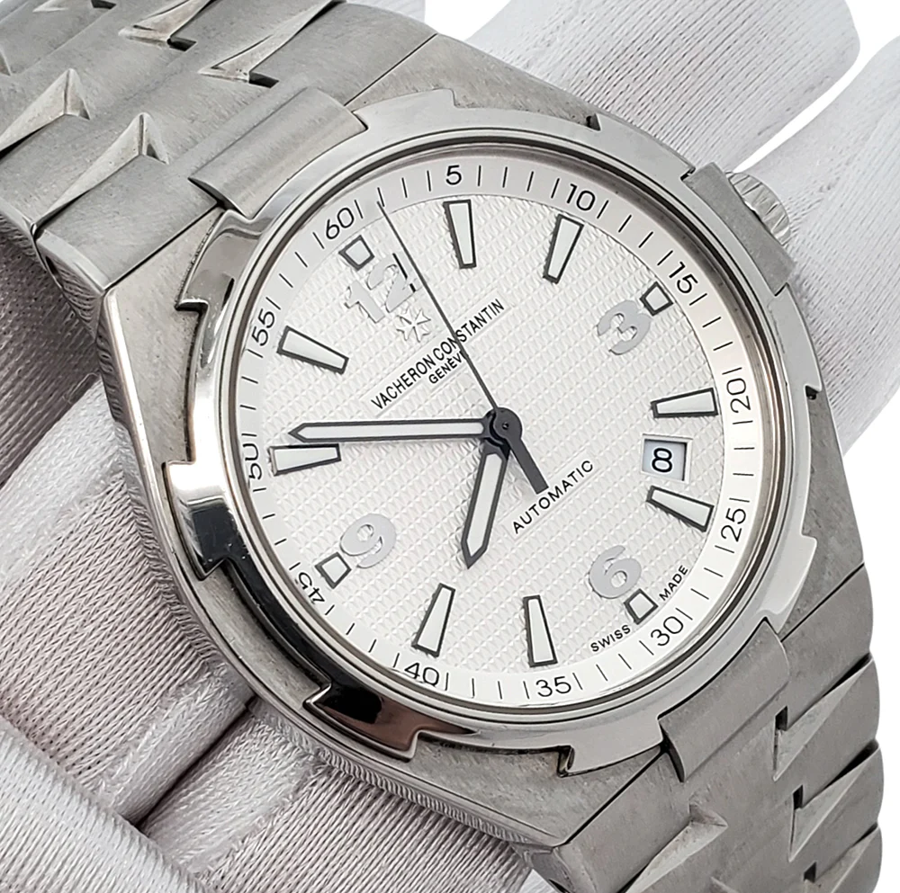 Vacheron Constantin Overseas 42.5mm Silver Dial Steel Watch 47040 Box Papers - Image 4